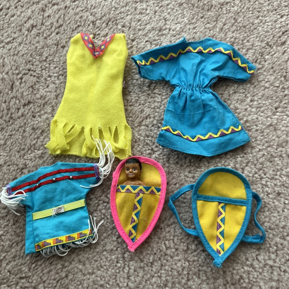 Vintage Kid Kore Native American doll clothes with baby and cradle boards